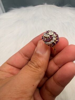 10k Yellow Gold Ruby & Diamond Ring Size 5.75.